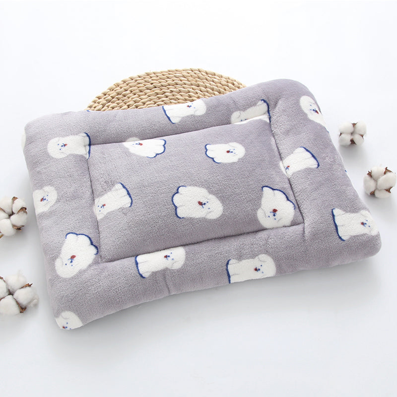 KFX-0569661 Thickened Bite-Resistant Pet Mat in Various Styles and Sizes