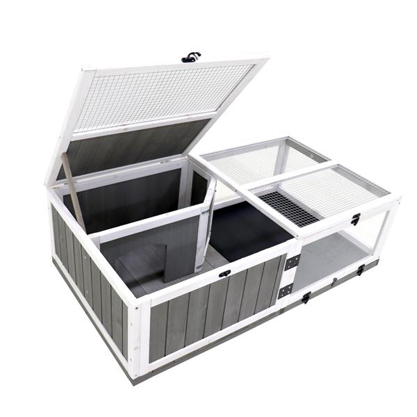 KFX-0582973 Indoor and Outdoor Wooden Turtle Habitat with Enclosed Rest and Water Areas