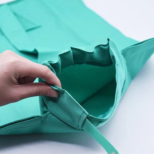 KFX-0597053 Foldable Cat Carrier Pouch for Nail Trimming - Soft Green & Black Tote Bag Design, Ideal for Adult Cats and Puppies