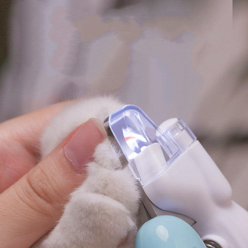 KFX-0610109 Professional Pet Nail Clippers with LED Light for Safe Trimming of Small and Medium Pets