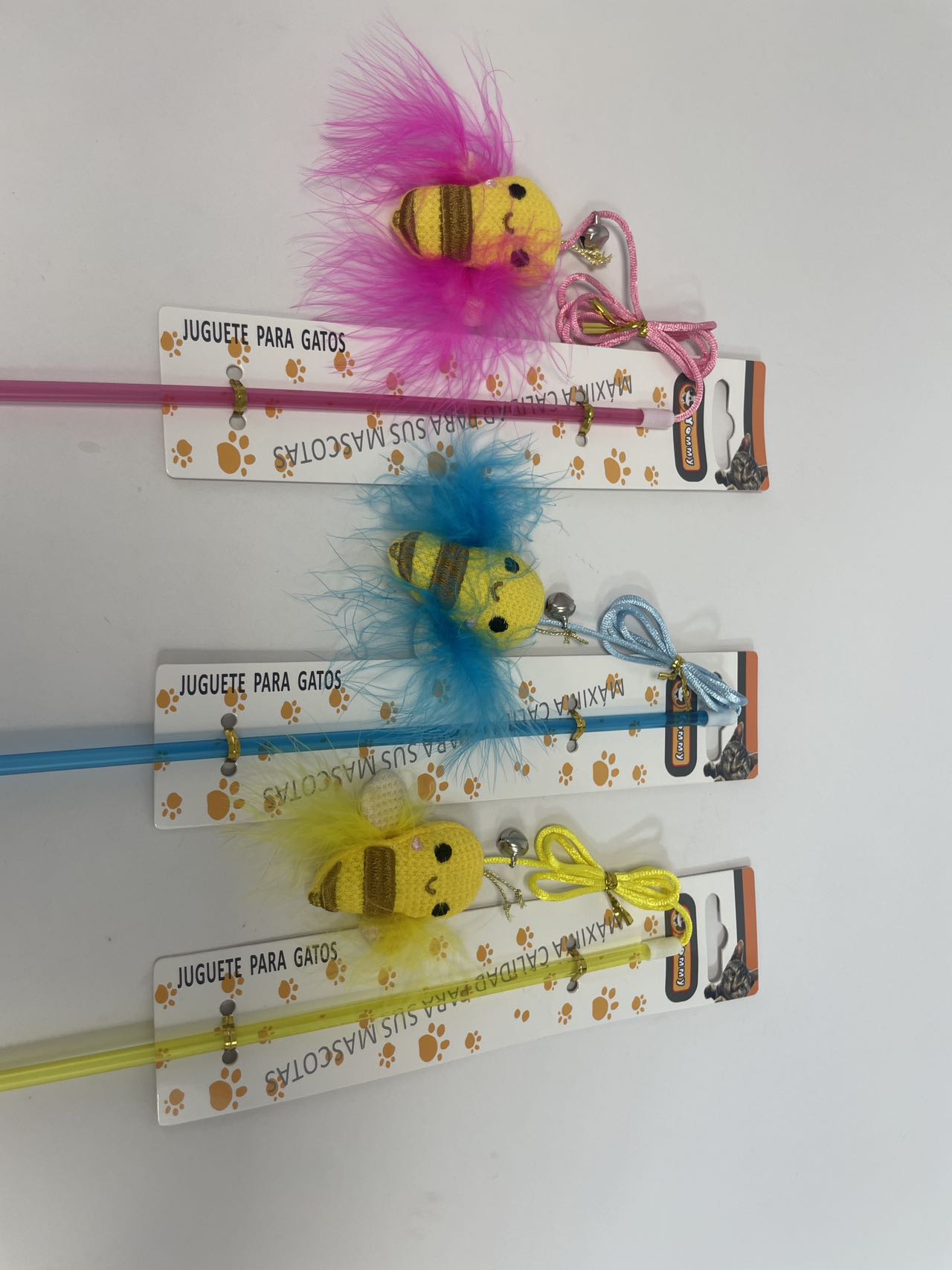 KFX-0628413 Interactive Bee Cat Teaser Wand for Playful Cats