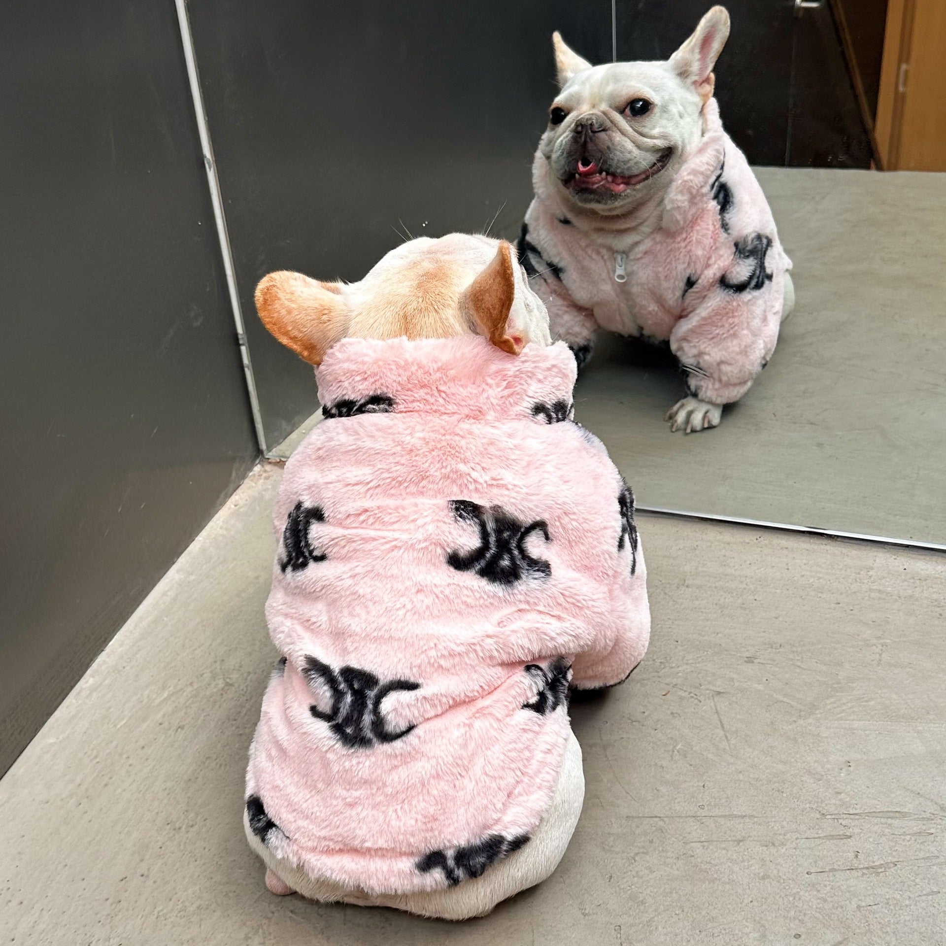 KFX-0637501 Fluffy Pink Velvet Coat for Cats - Stylish Princess Design, Multiple Sizes Available