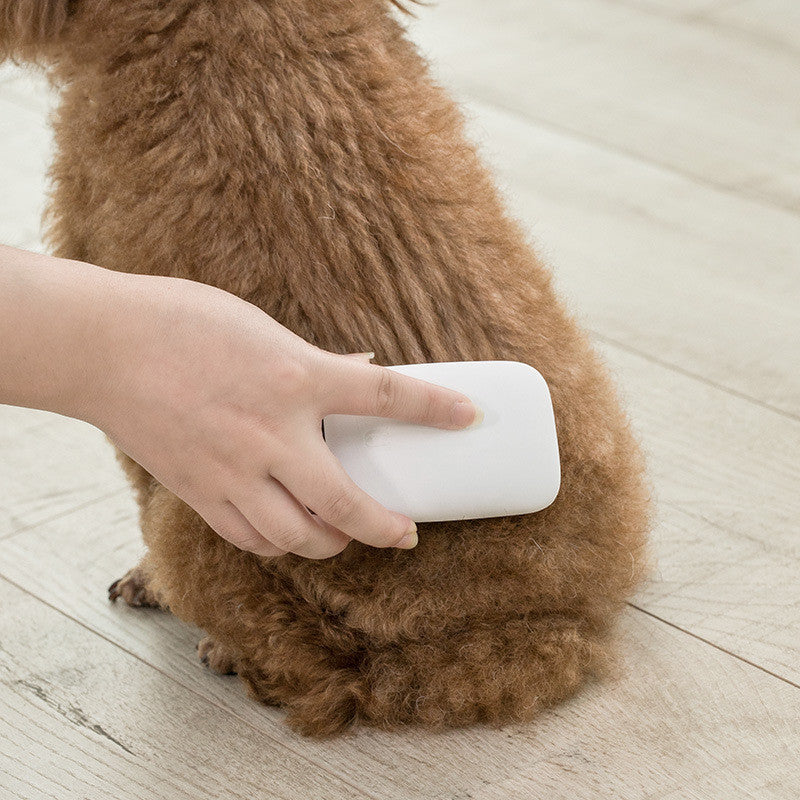 KFX-0661949 Silicone Pet Hair Comb for Cats and Dogs - Non-Slip Massage Brush in Beige