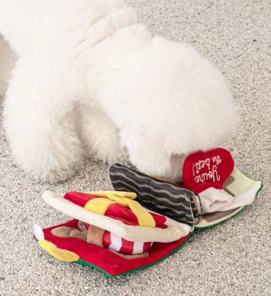 KFX-0759485 Christmas-Themed Plush Dog Toy: Food Hiding Book for Playtime Fun