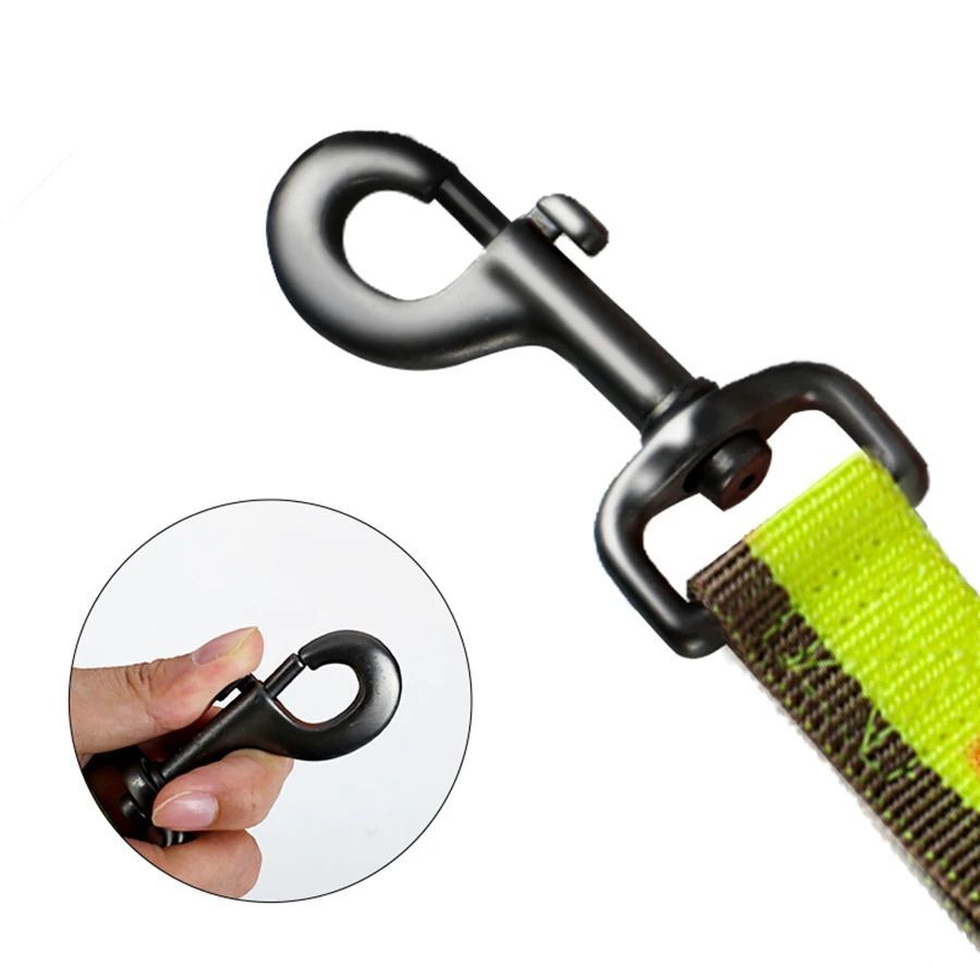 KFX-0796989 Elastic Anti-Violence Dog Training Leash for Medium and Large Dogs with 360° Rotating Clip