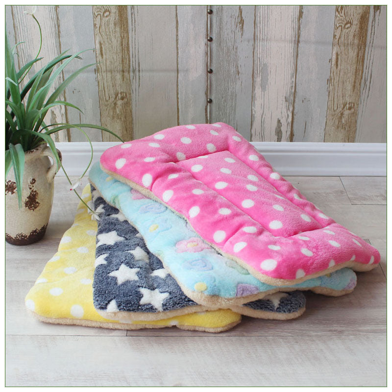 KFX-0797245 Autumn and Winter Thickened Dog Cushion Pad - Various Sizes Available