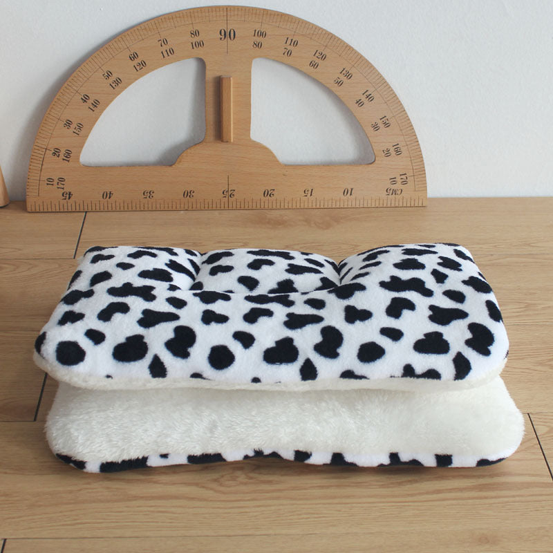 KFX-0797245 Autumn and Winter Thickened Dog Cushion Pad - Various Sizes Available