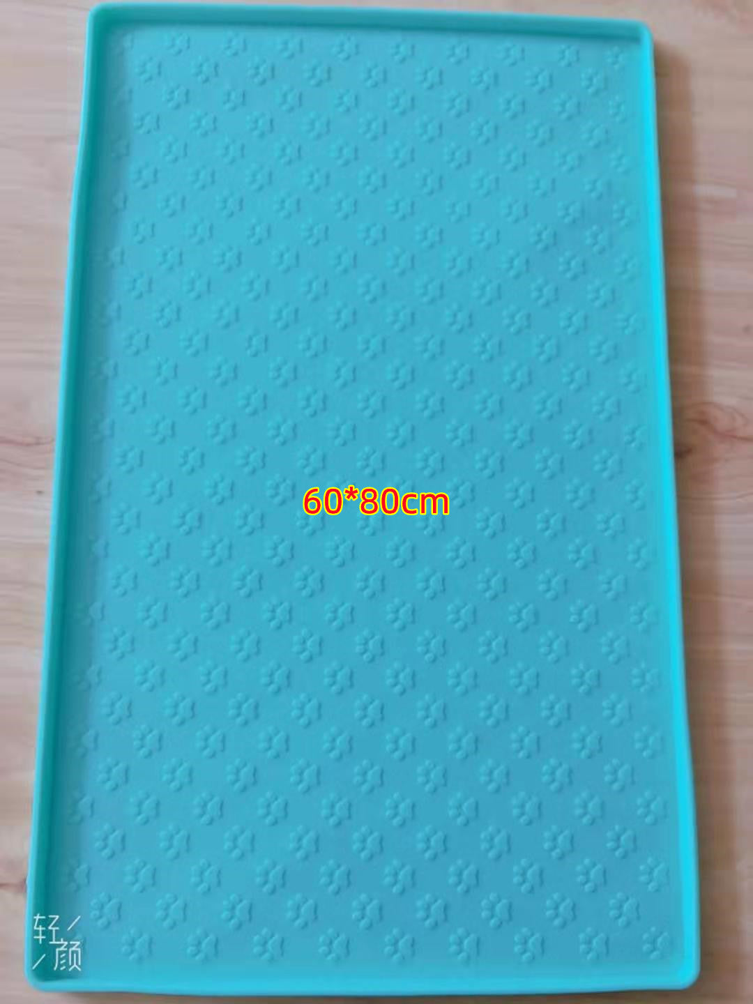 KFX-0799037 Pet Mat with Anti-Slip and Leak-Proof Design – Food-Grade Silicone, 37.5x29.5cm