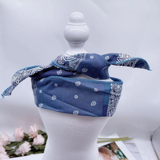 KFX-0860349 Geometric Pattern Scarf Bib for Medium to Large Dogs and Cats, Blue Cotton Polyester