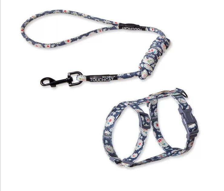 KFX-0869949 Durable Nylon Cat Leash with Adjustable Neck and Chest Fit