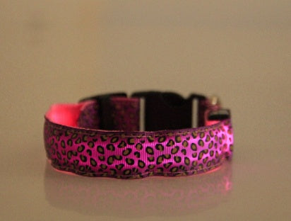 KFX-0908989 LED Pet Safety Collar with Adjustable Nylon and Leopard Print Design