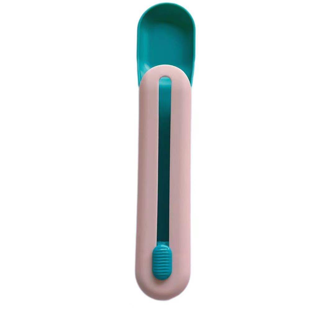 KFX-0910781 Durable Plastic Cat Feeder Spoon with Colorful Lids - 20cm Long