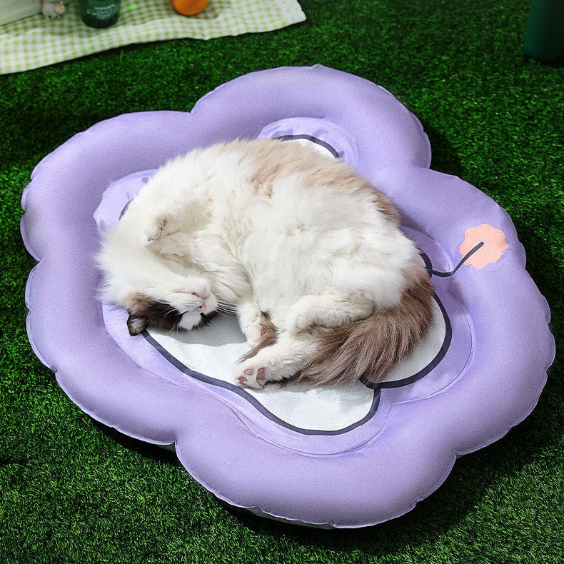 KFX-0988093 Durable Waved Bear Shaped Pet Ice Mat Cushion, PVC & Gel, Sizes M & L