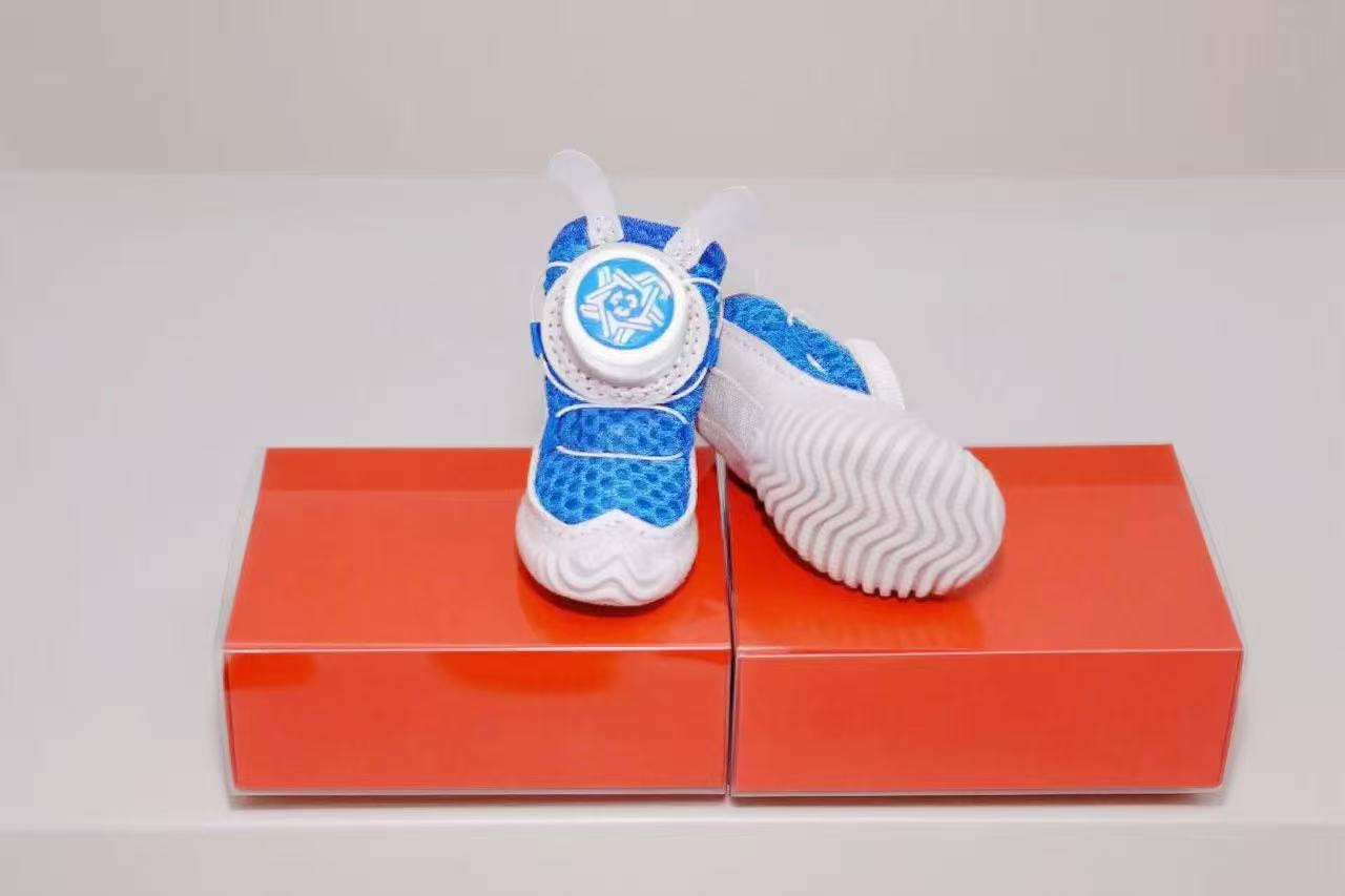 KFX-1017661 Breathable Mesh Pet Shoes for Small Dogs with Rotating Button - Multiple Colors Available