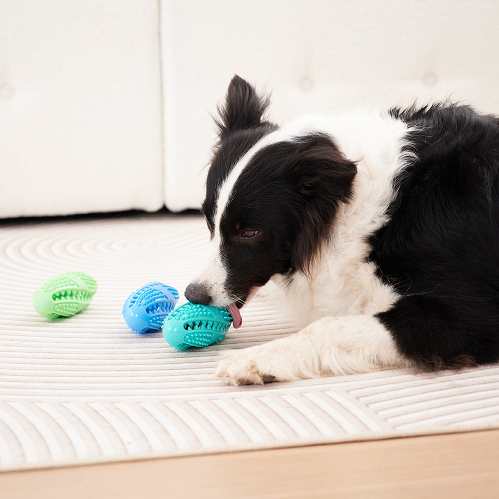 KFX-1018301 Interactive Puzzle Food Dispensing Ball for Dogs - Bite-Resistant Rubber Toy for Dental Health & Boredom Relief