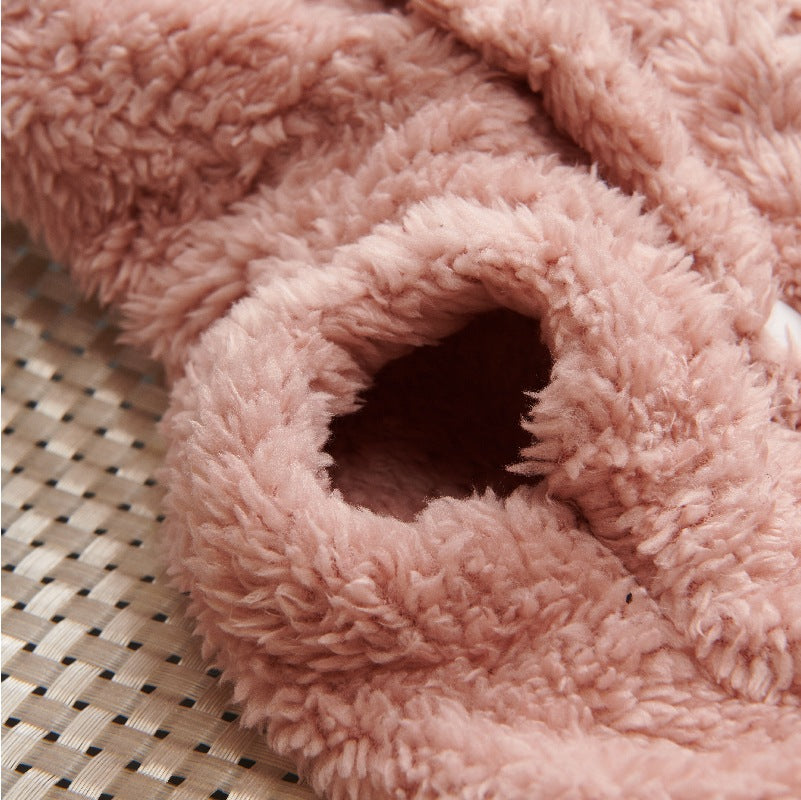 KFX-1044413 Double-Sided Velvet Dog Clothes in Pink, Apricot, and Gray Sizes S-XXL