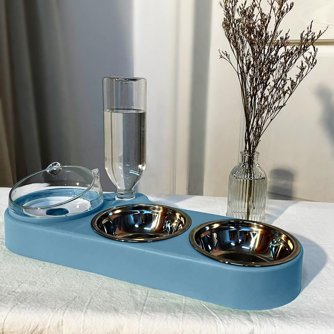 KFX-1049789 Automatic Cat Food and Water Station with Cat Ear Design in Multiple Colors, Ideal for Small to Medium Pets