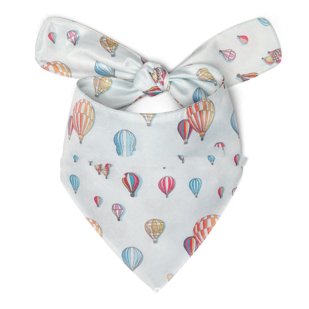 KFX-1056957 Summer Floral Pattern Dog Scarf and Saliva Towel in Various Colors