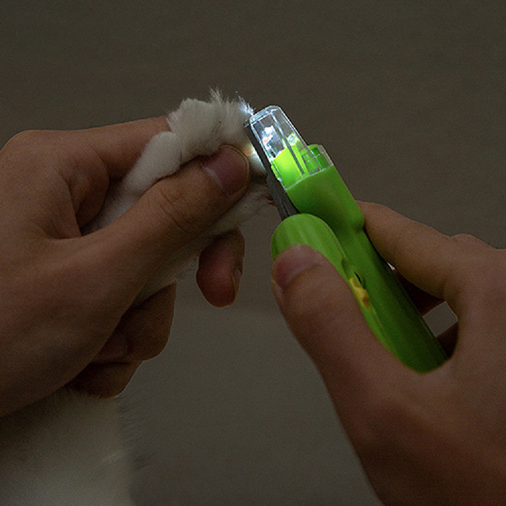 KFX-1068861 LED Multifunctional Pet Nail Clipper with Safety Features for Dogs and Cats