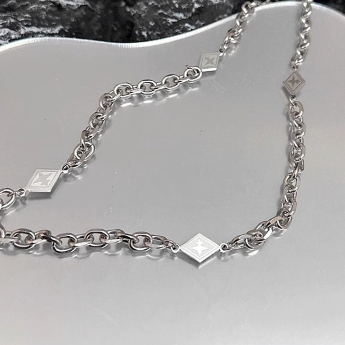 KFX-1139005 Unisex Asterism Diamond Necklace with Cuban Link Chain in Titanium Steel