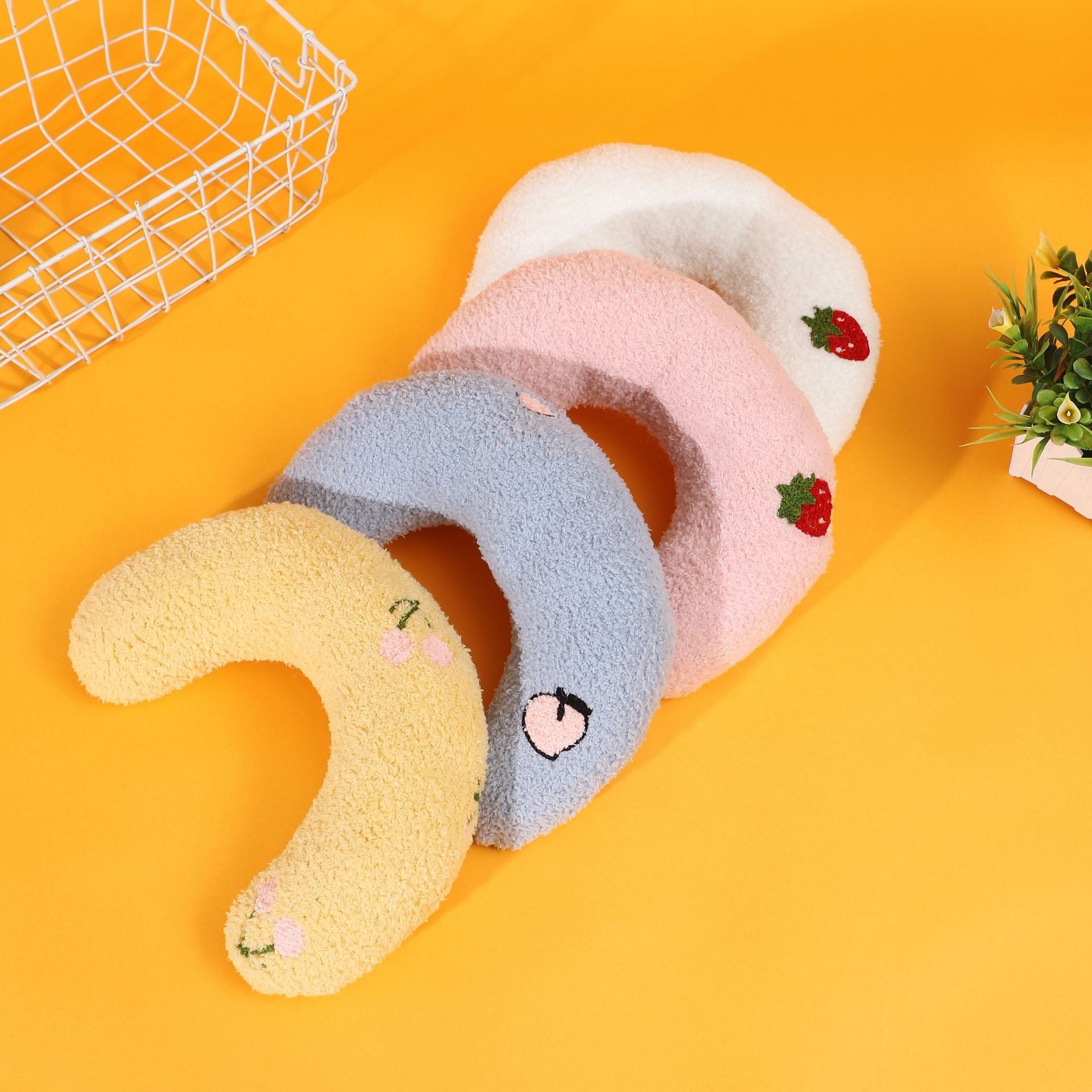 KFX-1191229 U-Shaped Cartoon Pillow Pet Half Moon Pillow for Deep Sleep for Dogs and Cats