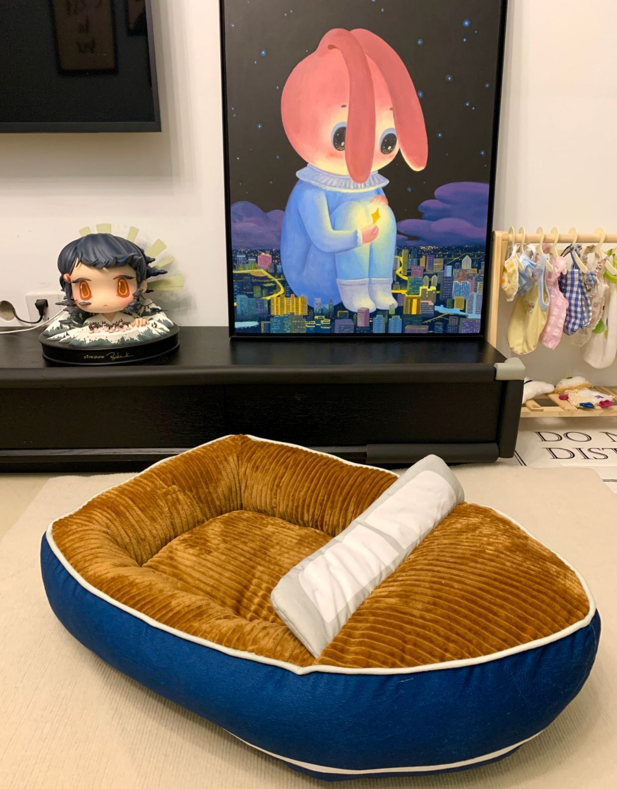 KFX-1250237 Boat-shaped Four-season Pet Nest Dog Bed with Soft Corduroy and PP Cotton Lining, Coffee Color Options