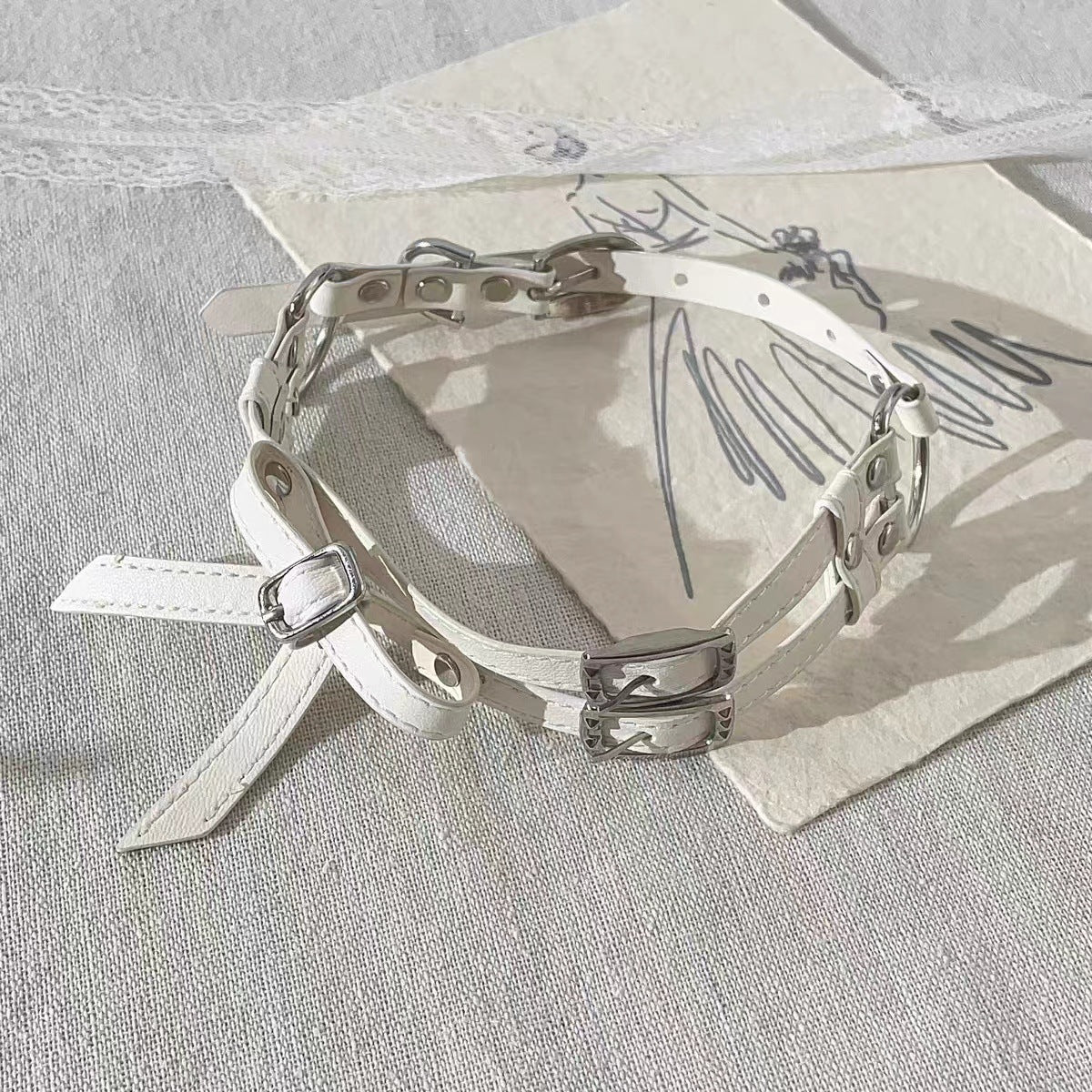 KFX-1270077 Cool White Bow Alloy Leather Necklace for Unisex