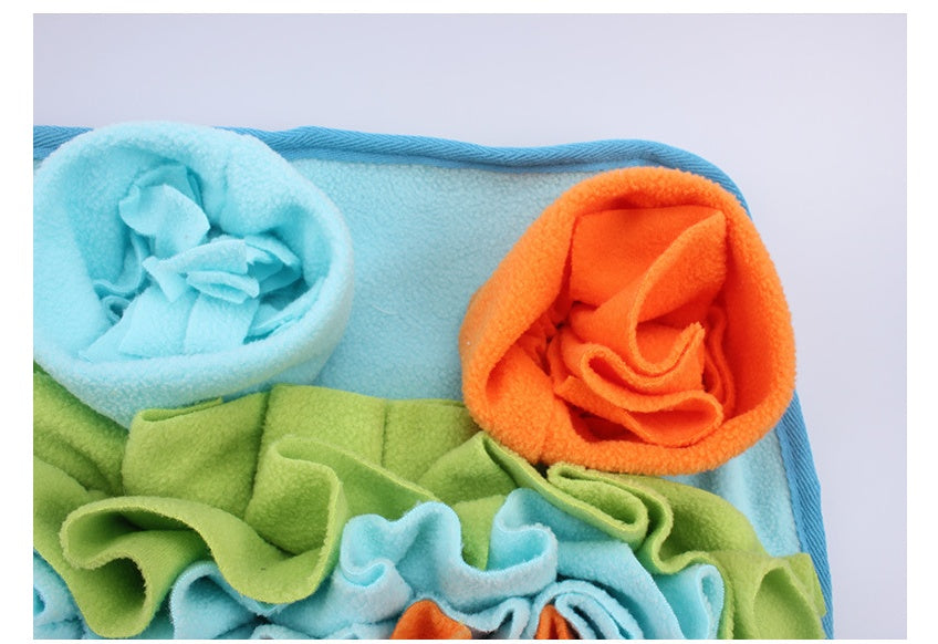 KFX-1382077 Dog Sniffing Pad - Macaron Square Design, Canvas and Fleece, Non-Slip Bottom, 50x45 cm, 400g