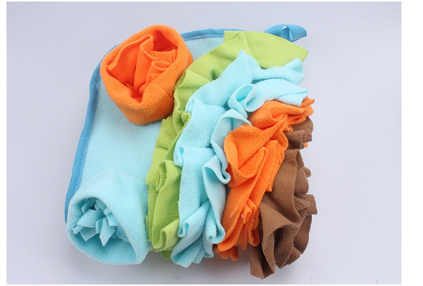KFX-1382077 Dog Sniffing Pad - Macaron Square Design, Canvas and Fleece, Non-Slip Bottom, 50x45 cm, 400g