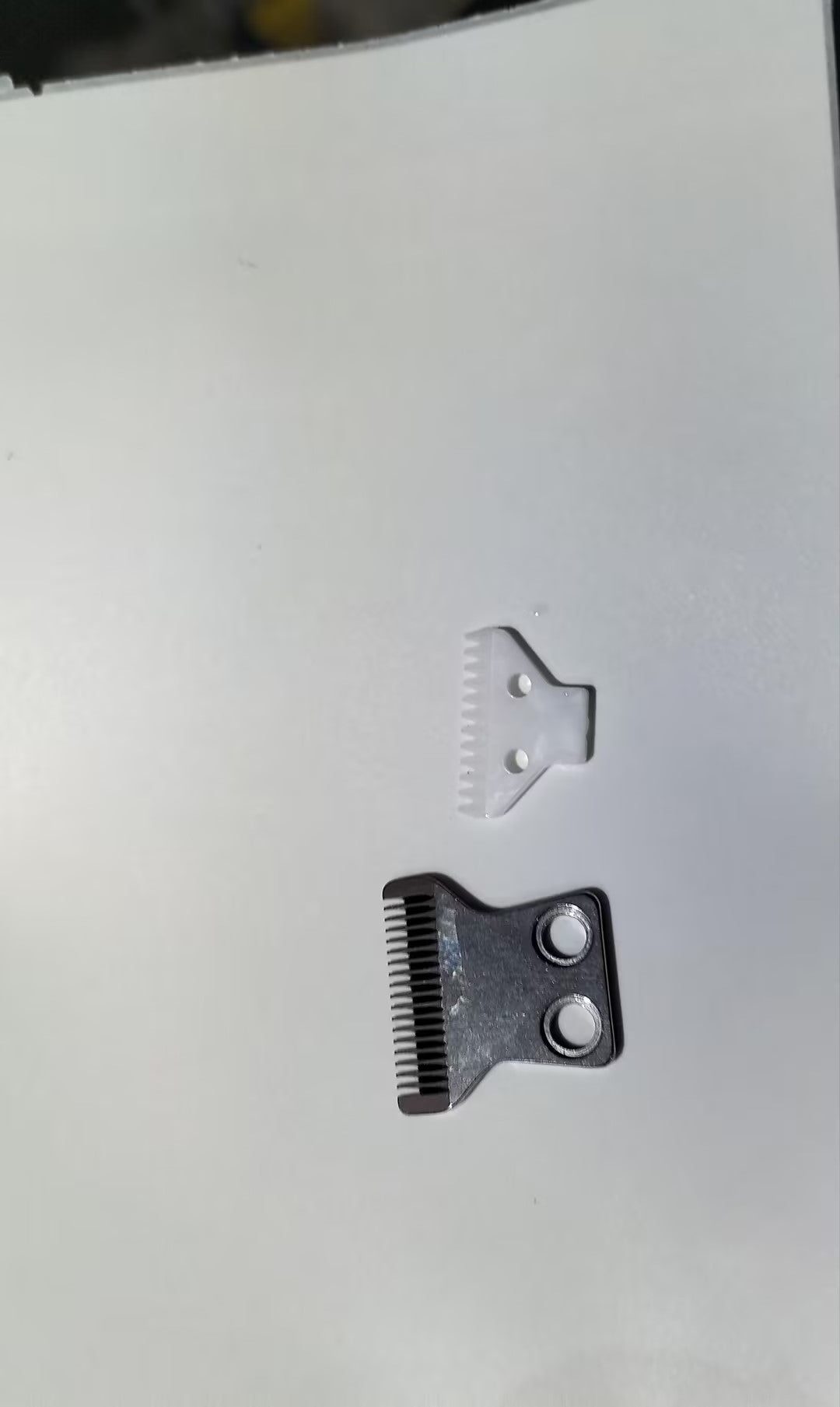 KFX-1396541 LED Dog Paw Trimmer with Widened Blade and Waterproof Design, Cordless Grooming Clippers with LED Display