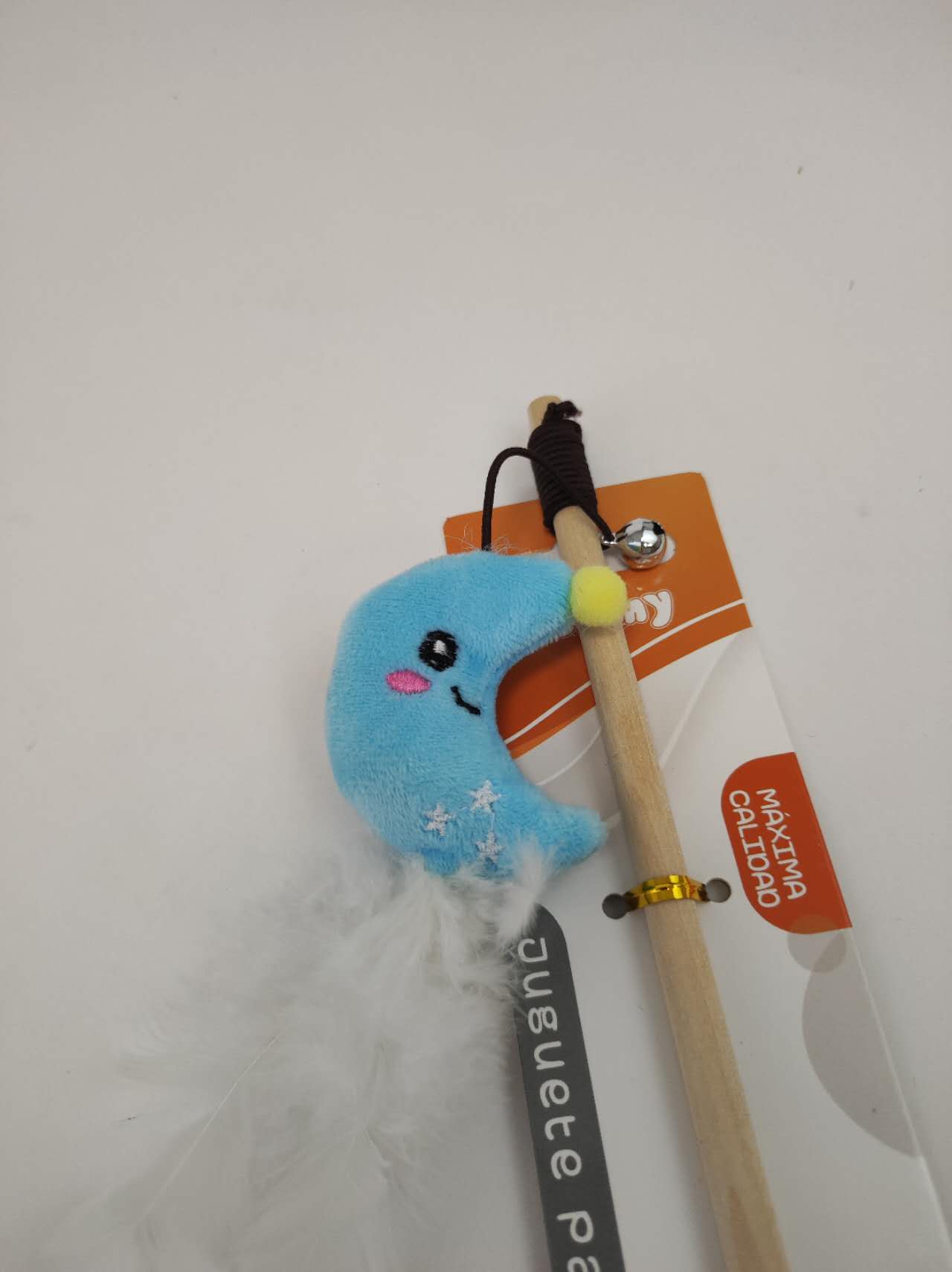 KFX-1409085 Whimsical Cat Toy for Interactive Play and Mental Stimulation
