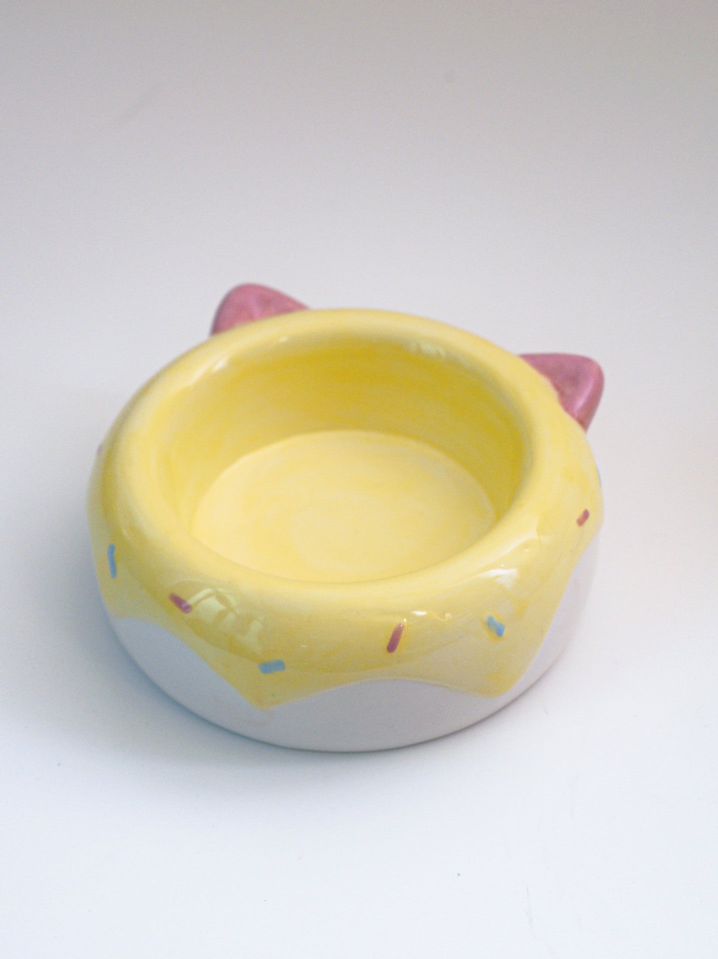 KFX-1415997 Cute Cartoon Ceramic Pet Bowl - Lion, Sheep, Panda, Blue Donut, Yellow Donut Design