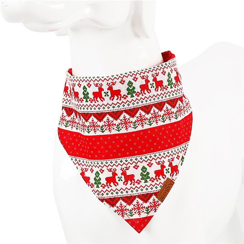 KFX-1417405 Stylish Cotton/Polyester Pet Bib for Cats and Dogs in Red and Green Deer Patterns