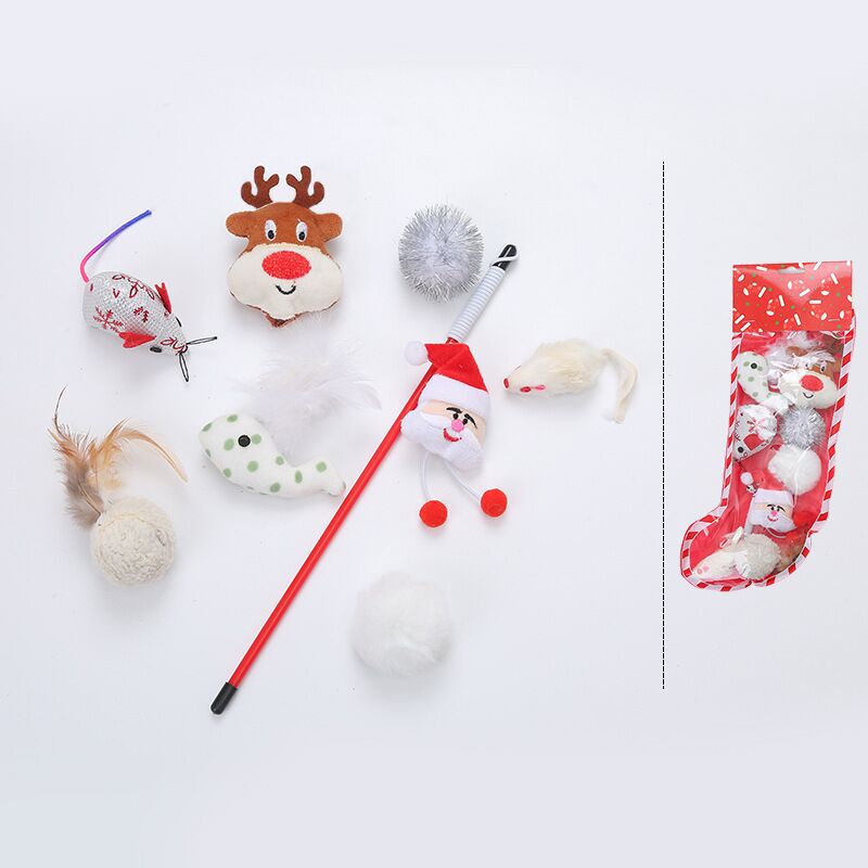 KFX-1486141 Warm Winter Cat Toy Gift Set for Holidays and Special Occasions - Ideal for Friends and Family