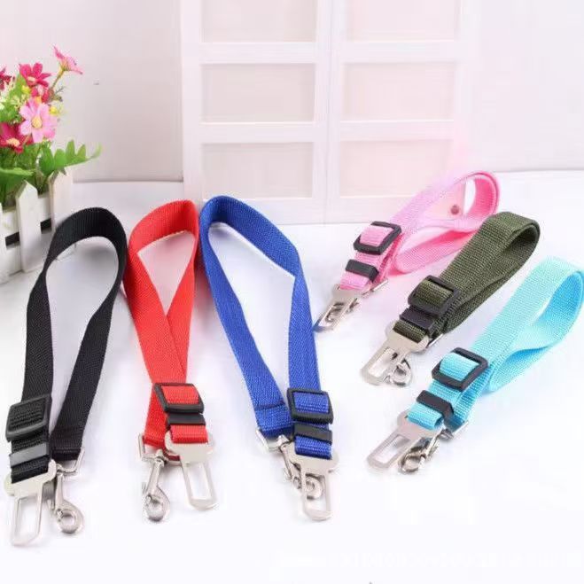 KFX-1493693 Adjustable Dog Seat Belt Harness Leash - Dog Collar for Safe Travel in Cars