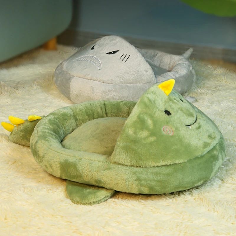 KFX-1495101 Cartoon Animal Semi-Closed Pet Bed for Cats and Dogs - Warm & Cozy Mattress, 50x45x7cm