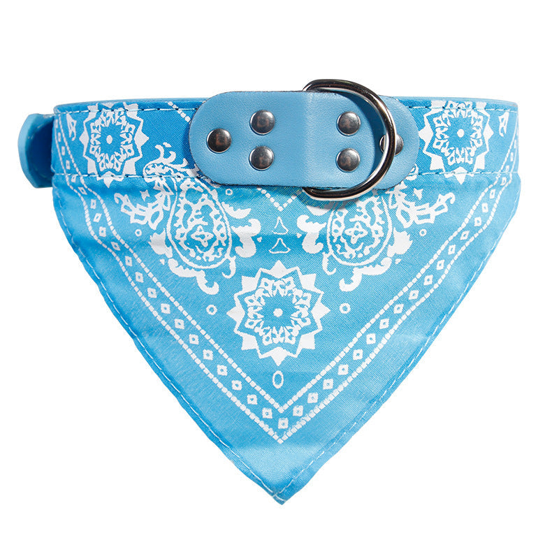KFX-1531581 Pet Fashion Triangle Saliva Towel Collar - Striped Design, Available in Pink, Blue, Black, Red, Purple, Light Blue, and Rose Red