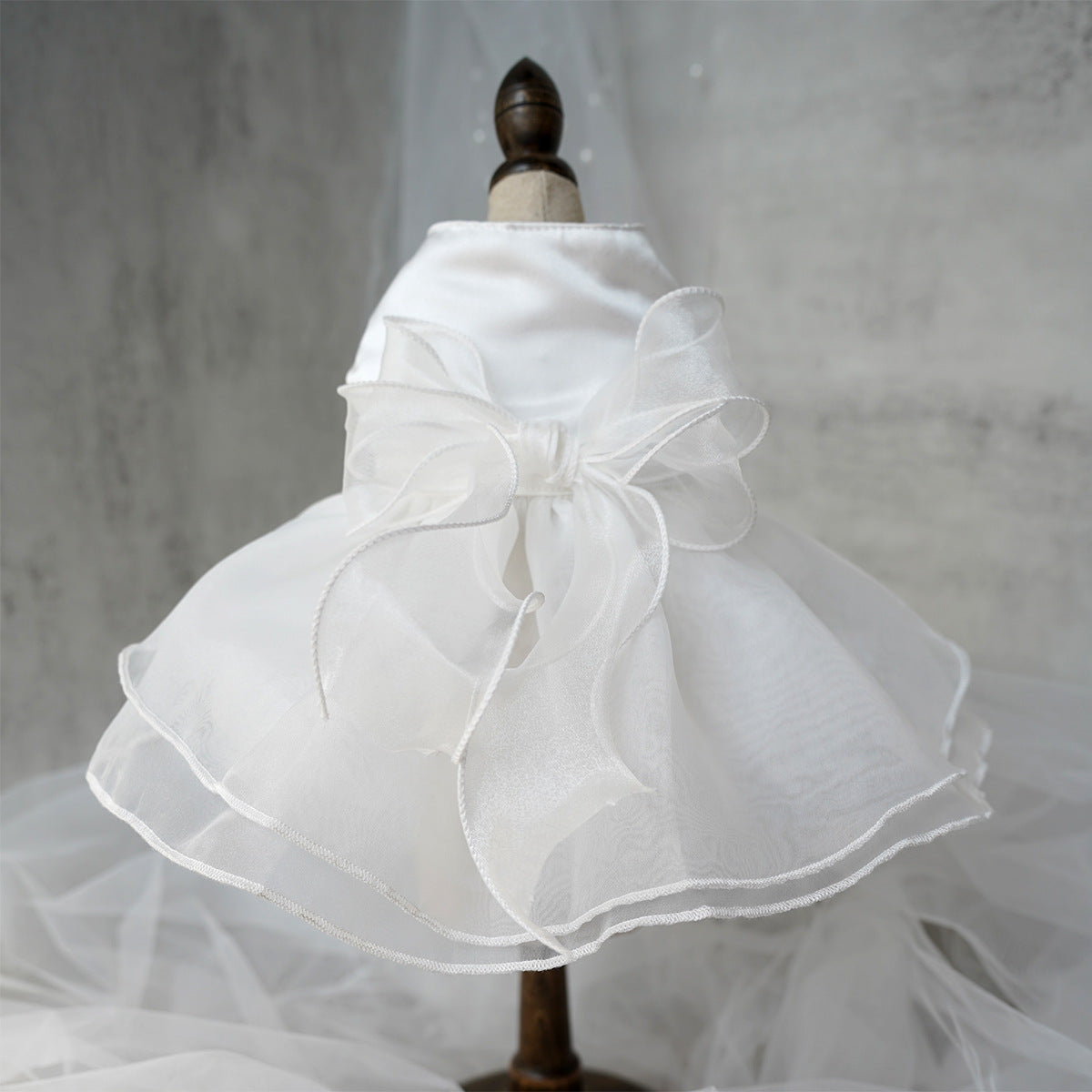 KFX-1549245 Elegant Wedding Dress Pet Gown for Parties - Available in White, Pink, and Green