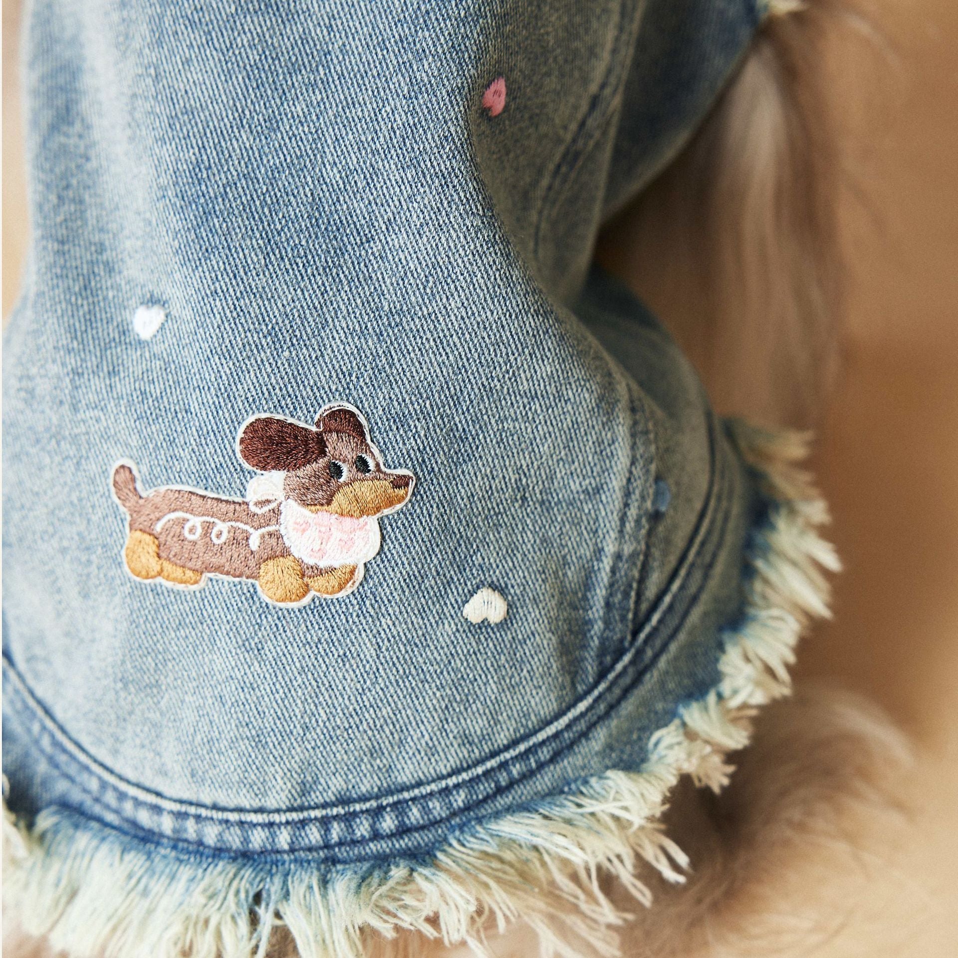 KFX-1632445 Maltese Schnauzer Sleeveless Denim Vest with Embroidered Design for Pets
