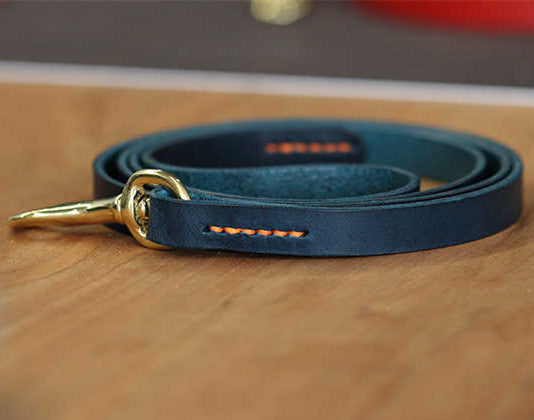 KFX-1702973 Leather Pet Traction Strap in Blue, Green, or Red - 1.2cm/1.8cm Width, 120cm Length, Suitable for Dogs Up to 35KG