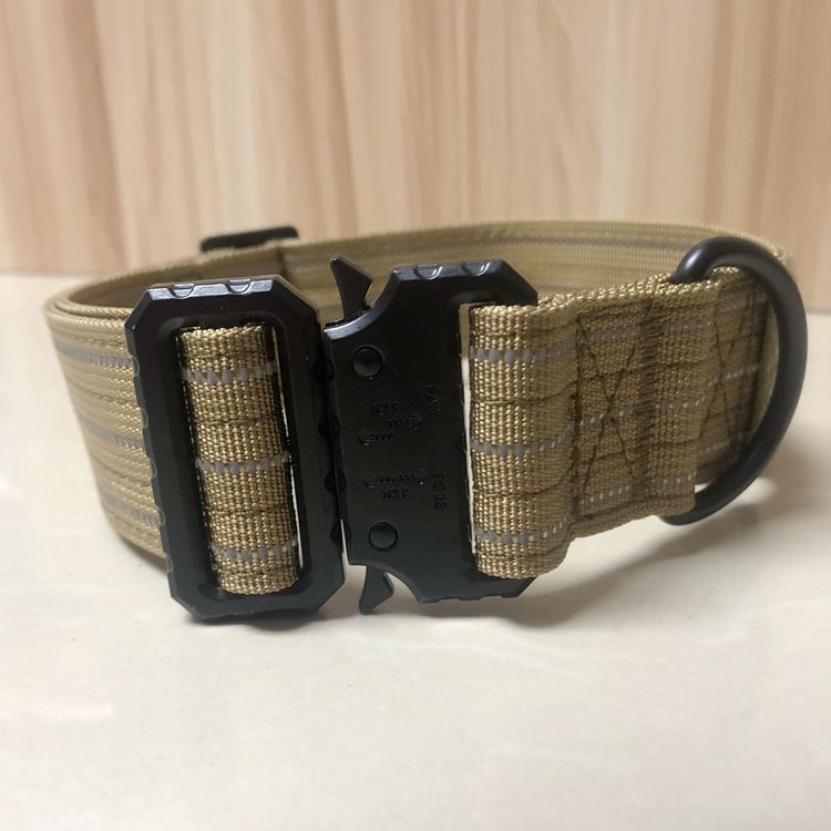 KFX-1739709 Tactical Dog Collar for Outdoor Use - Adjustable 32-56CM for 30-80 Pound Dogs - Various Colors Available