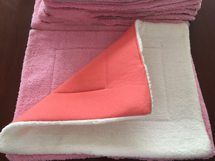 KFX-1757245 Cozy Cotton Pet Nest Mat for Small Pets - Hand Washable & Warmth Retaining