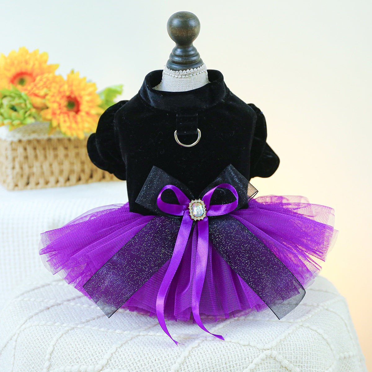 KFX-1790525 Spring and Summer Thin Dress for Dogs and Cats - Casual Wedding Outfit in Multiple Sizes