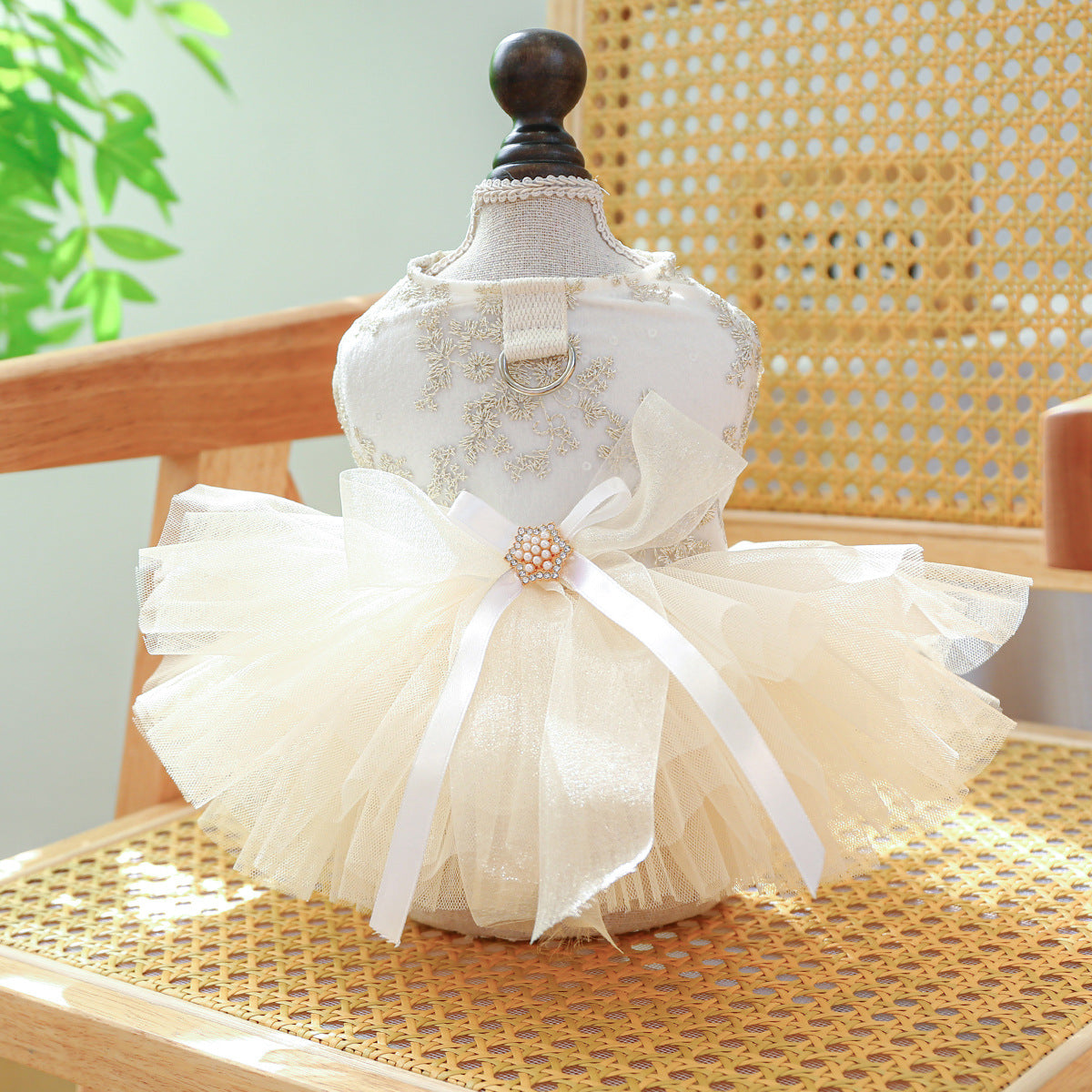 KFX-1790525 Spring and Summer Thin Dress for Dogs and Cats - Casual Wedding Outfit in Multiple Sizes