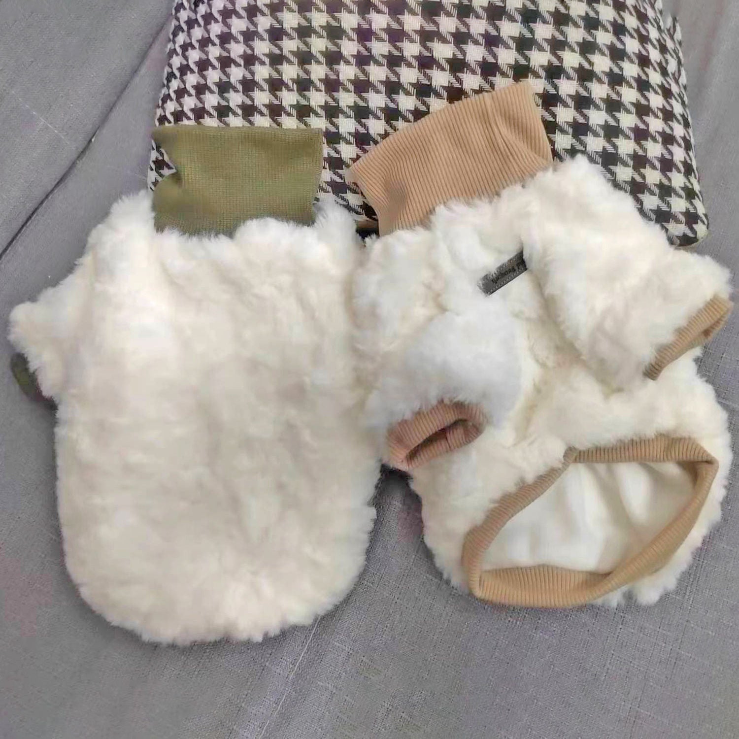 KFX-1802557 Warm Plush Cotton-Padded Turtleneck Coat for Small and Medium Dogs