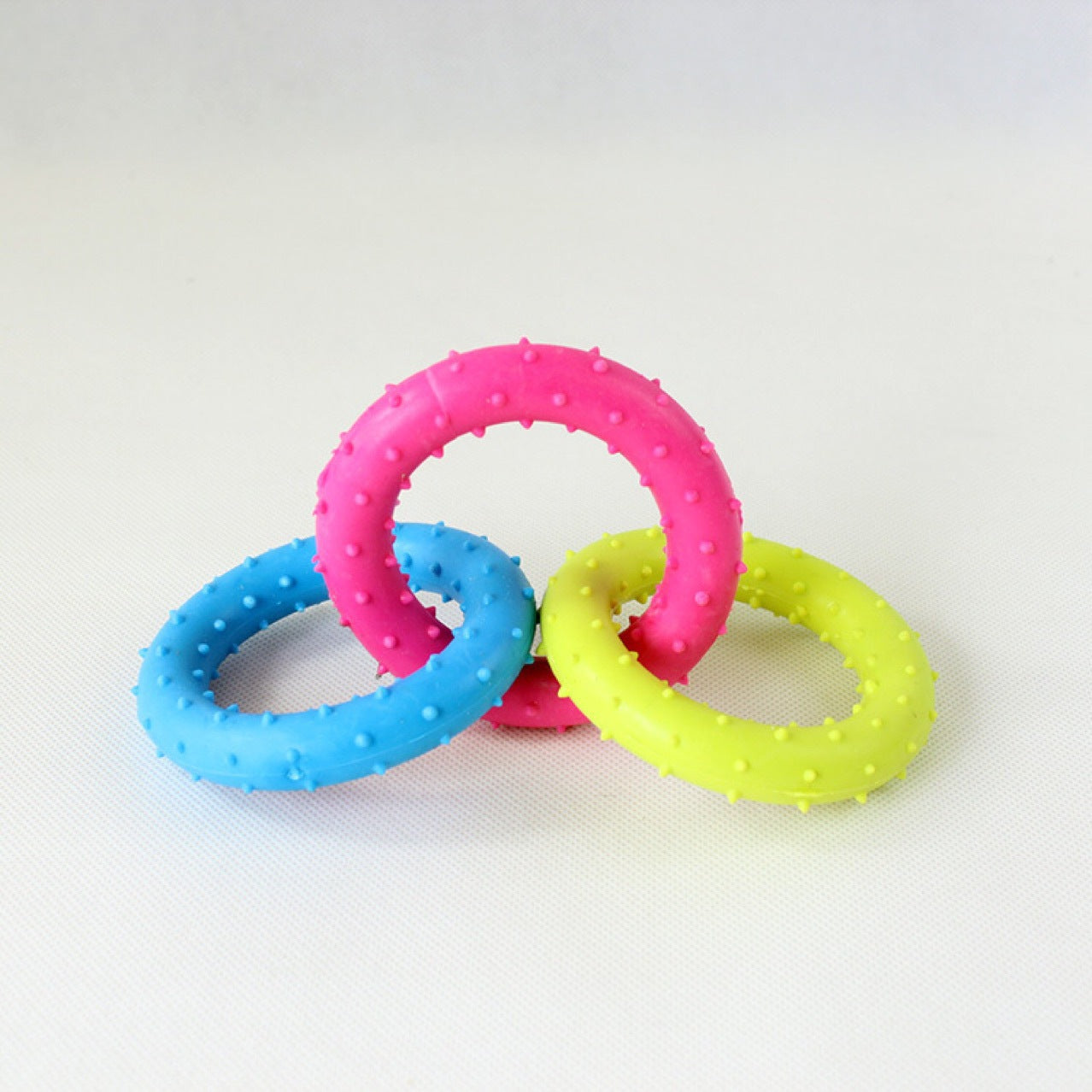 KFX-1864509 Durable Rubber Three-Chain Dog Molar Toy for Healthy Chewing