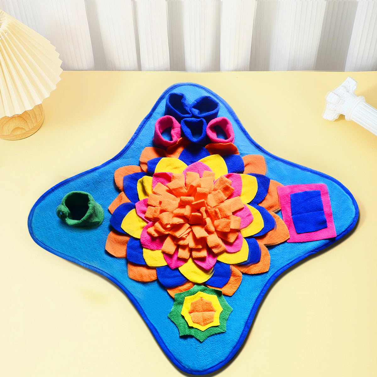 KFX-1917885 Colorful Dog Puzzle Sniffing Mat for Training and Food Hiding