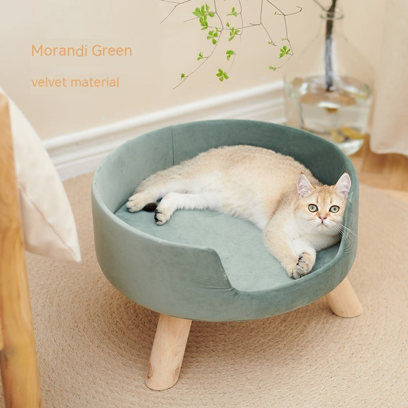 KFX-1922877 Cozy Semi-Enclosed Solid Wood Cat Nest for Warm Winter Comfort