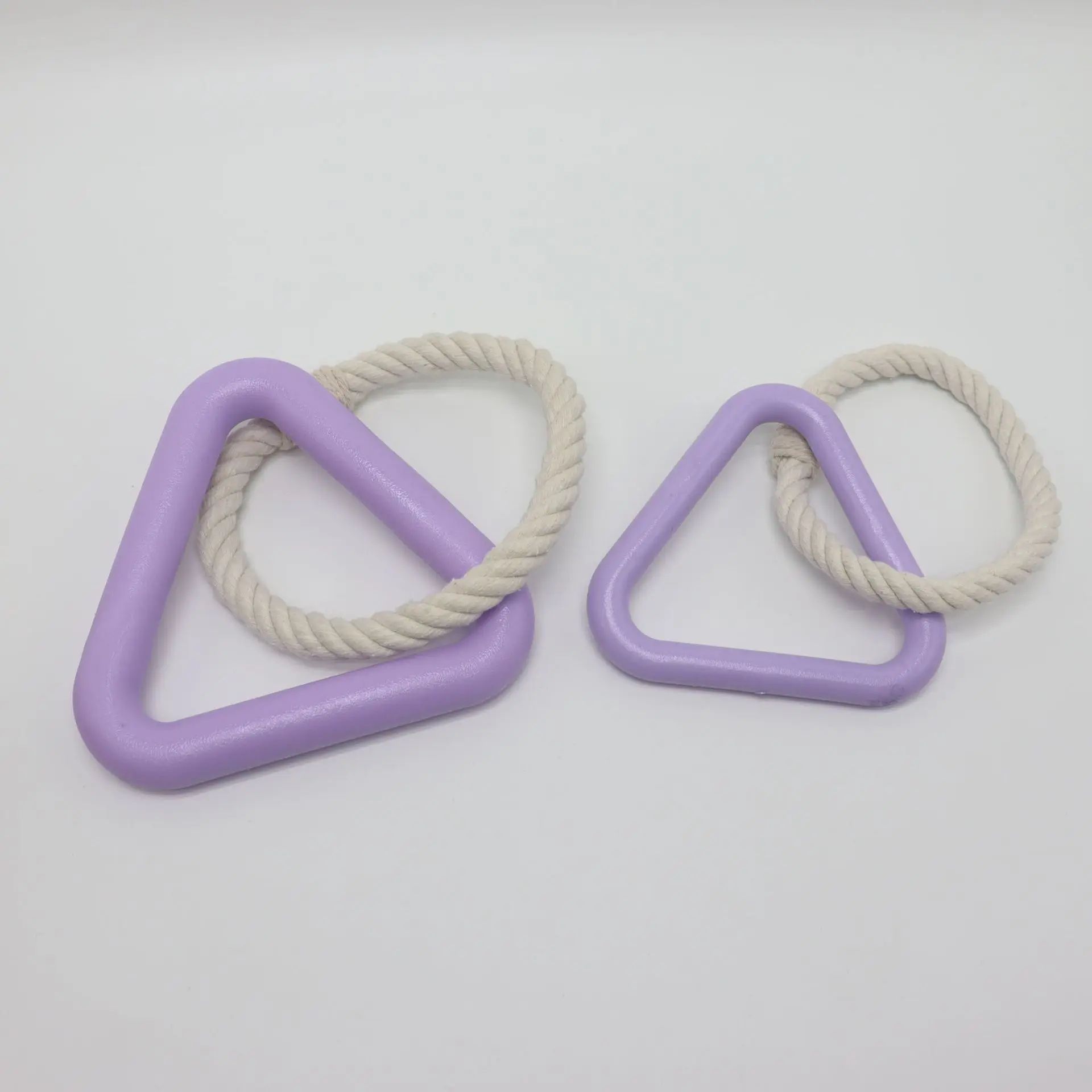 KFX-1936957 Large Triangular Pull Ring Toy Made of Durable Cotton Rope for Interactive Pet Play