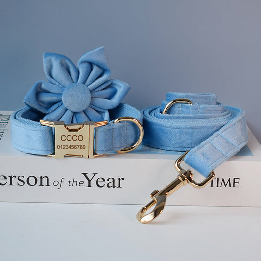 KFX-1978813 Elevate Your Pet's Style with a Monochrome Blue Velvet Dog Collar and Rope Set